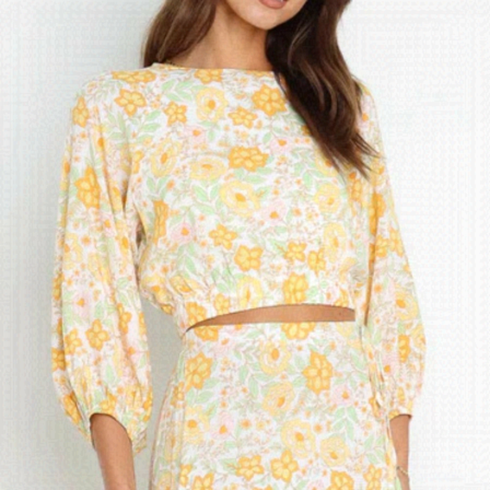 Petal & Pup Yellow Floral 3/4 Long Sleeve Cropped Rayon Top Georgia, size 2 NWT